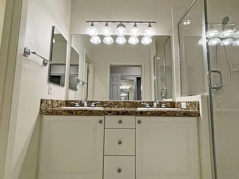92-1078 Olani St #4 — Photo 13