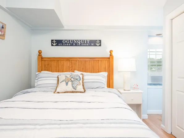 177 Shore Rd #2, Ogunquit, ME 03907