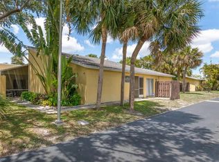 206 Sparrow Dr APT 4, Royal Palm Beach, FL 33411