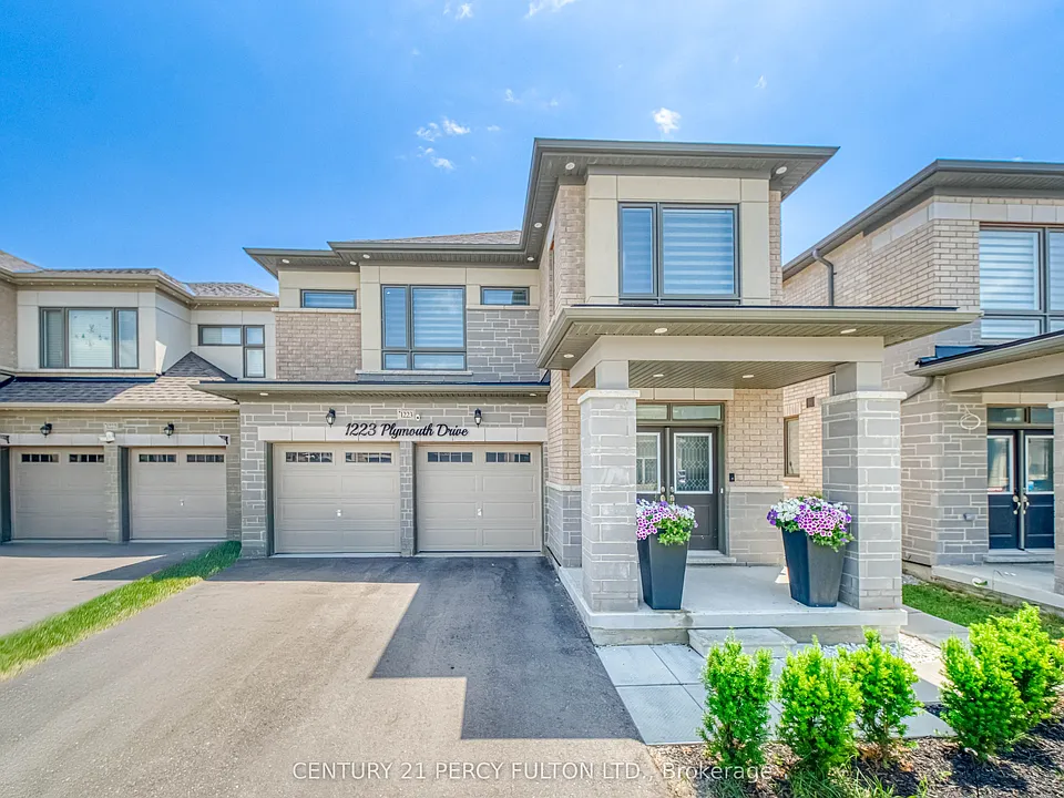 1223 Plymouth Dr