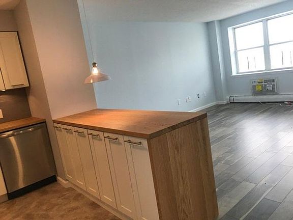 2nd image of 2 21 Beach St