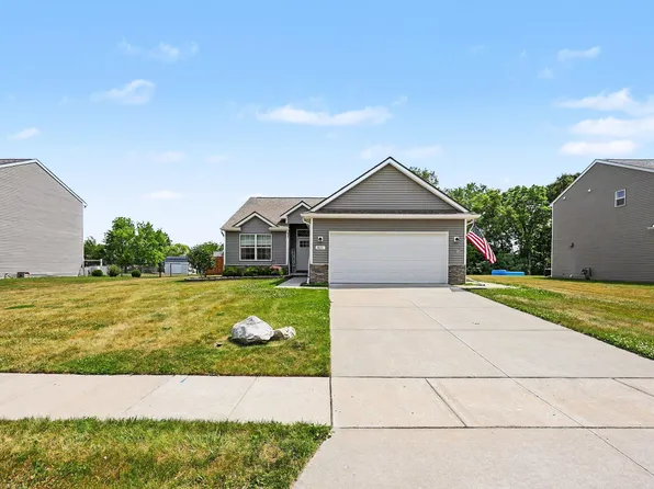 831 Sarah Ln, Milan, MI 48160