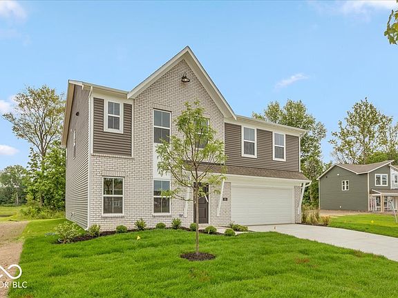 2nd image of 331 Oxford Ln