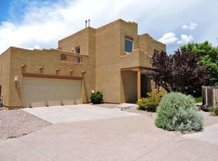6807 Camino Rojo, Santa Fe, NM 87507