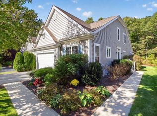 6 Autumn Gln, Plymouth, MA 02360