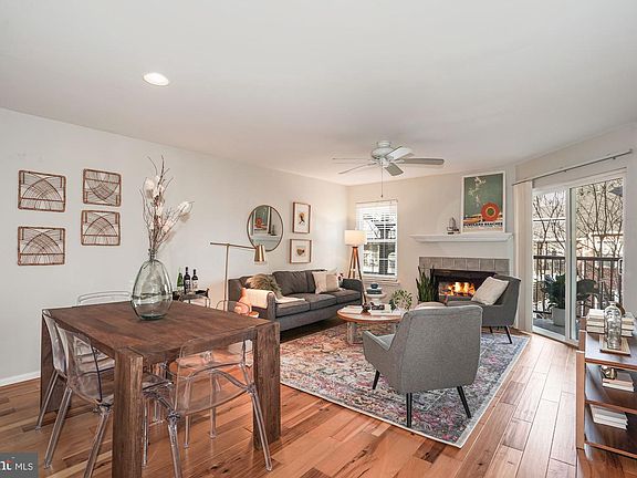 3rd image of 3311 Wyndham Cres #3198