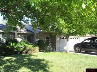 1853 E Welco Dr, Saint Peter, MN 56082
