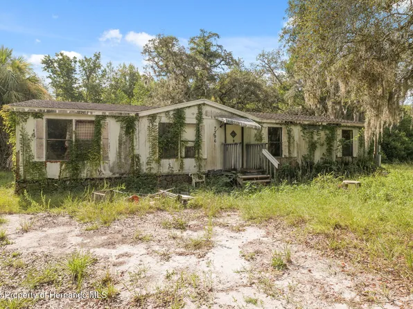 7396 Southview Ct, Weeki Wachee, FL 34613