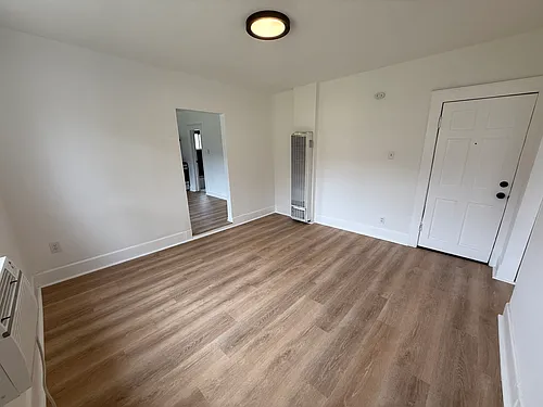 600 N Coronado St #D Photo 1