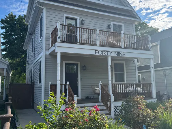 49 Remington St, Warwick, RI 02888
