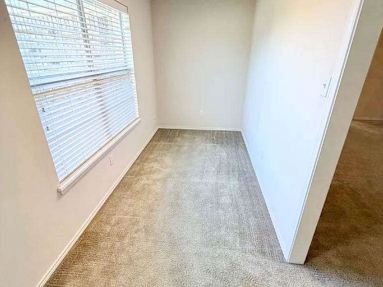 5914 88th Pl — Photo 10