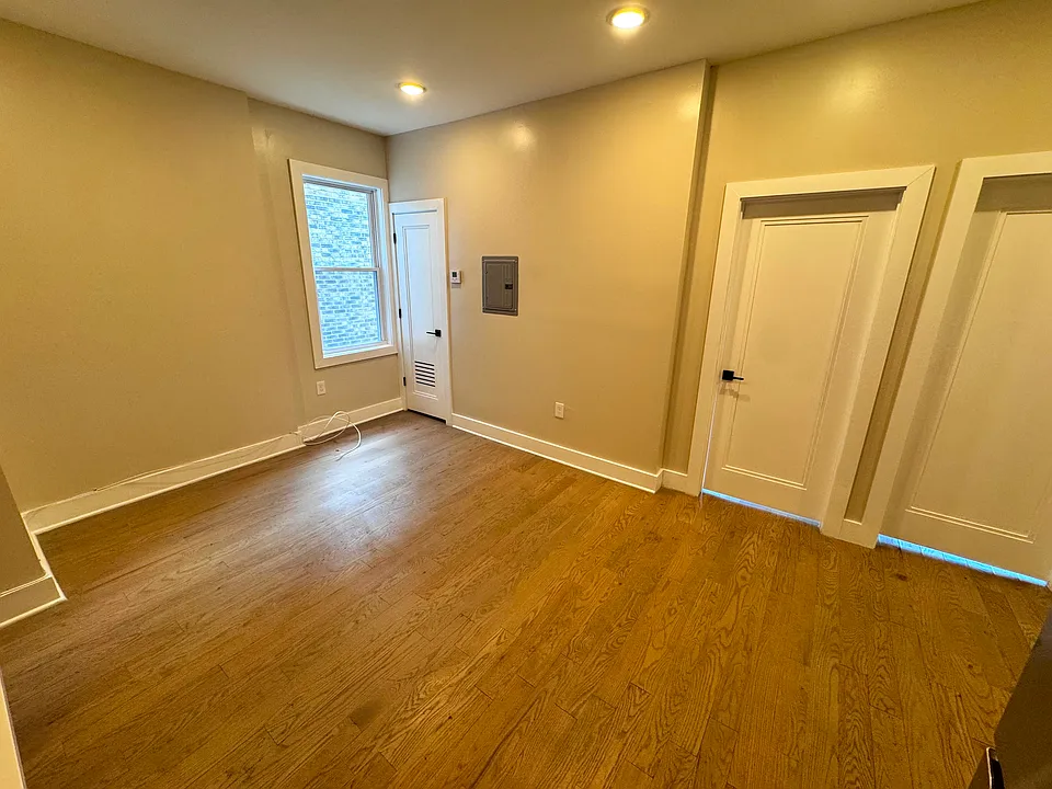 490 Rahway Ave #1C