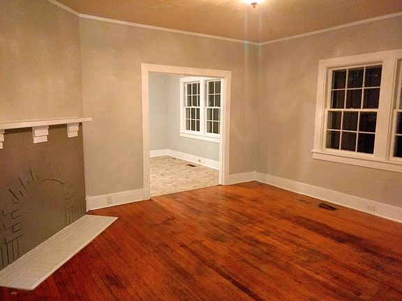 Spacious Living room with high ceilings