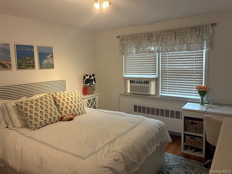 375 W Fulton St — Photo 5