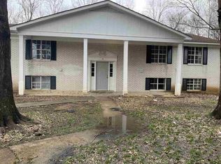 3 Oakridge Dr, Jackson, TN 38305