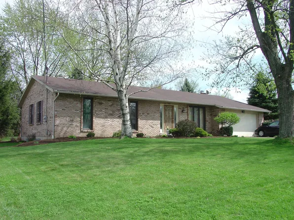 7994 Honeysuckle Ln, West Chester, OH 45069