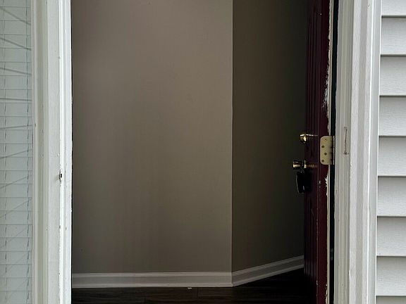 2nd image of 308-4 Waterdown Dr