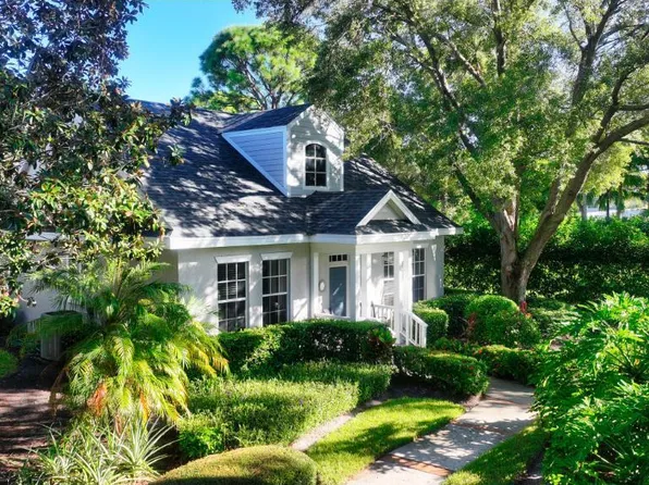 812 Carolina Circle SW, Vero Beach, FL 32962