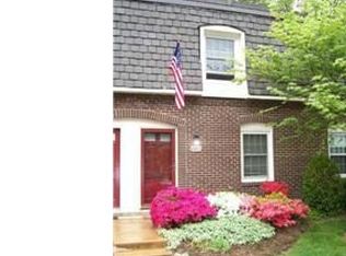 8223 Tory Rd #151, Springfield, VA 22152