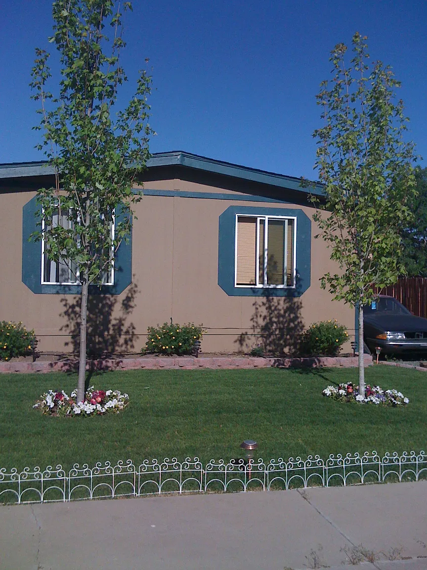 2729 Concord Dr photo 1