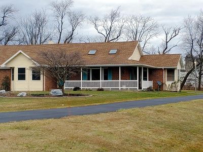 201 Johns Way Dr, Fredericksburg, PA, 17026