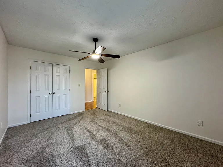 115 Zane Dr — Photo 20