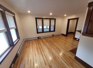 37 Thatcher St, Bangor, ME 04401