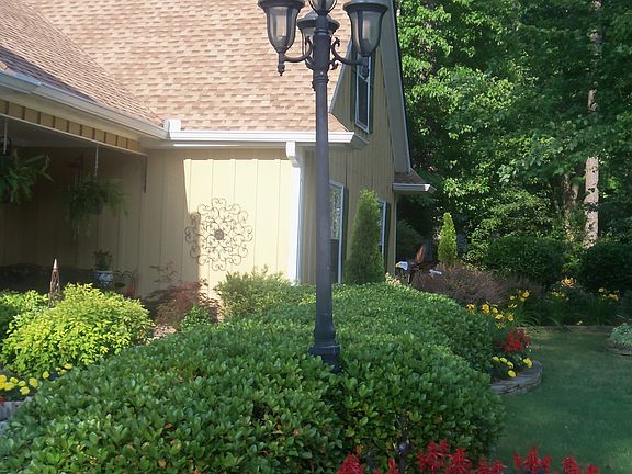4th image of 1246 Wynford Colony SW