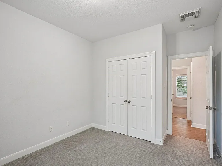 90 Panterra Way — Photo 34