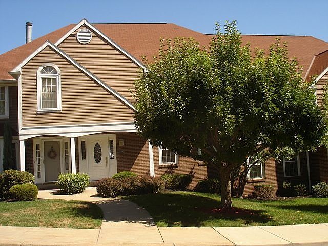 1st image of 558 Lakewood Dr