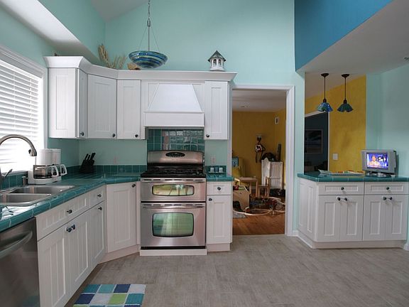 All new stainless kitchen