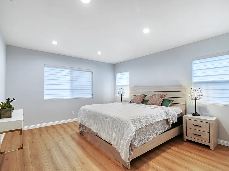 3815 Oakdale Ave — Photo 23