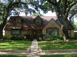 8023 Braes Meadow Dr, Houston, TX 77071