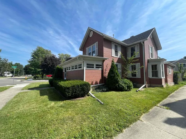 538 Prairie Ave, Janesville, WI 53545