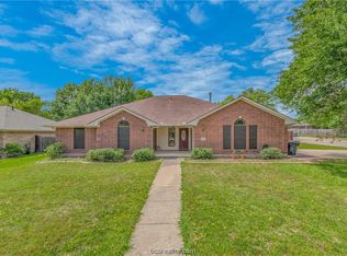 1415 Richland Ct S, College Station, TX 77845