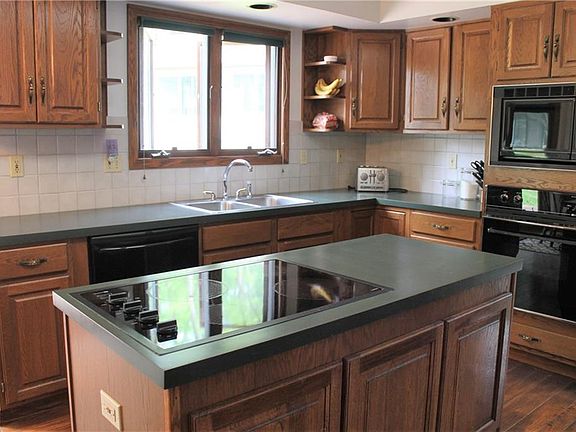 5th image of 256 Silver Valley Blvd