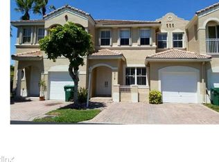 3118 NW 101st Ct, Doral, FL 33172