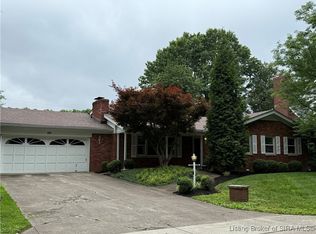 204 Cherokee Dr, Jeffersonville, IN 47130