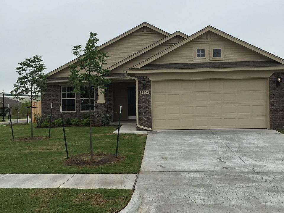 1st image of 2602 Trailwood Dr