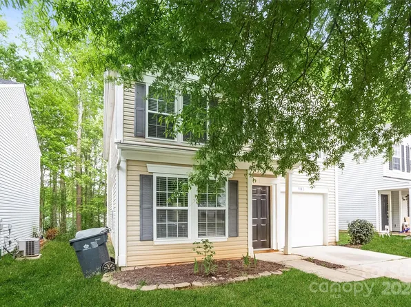7116 Sycamore Grove Ct, Charlotte, NC 28227
