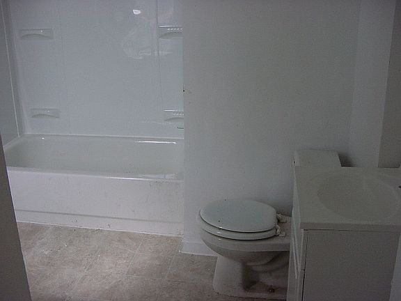 4th image of 4027 Oregon Ave