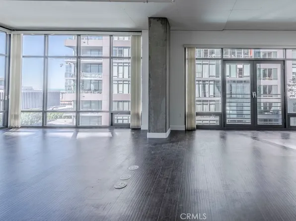 1111 S Grand Ave, Los Angeles, CA 90015