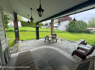 600 Shady Lane Rd, Clarks Summit, PA 18411