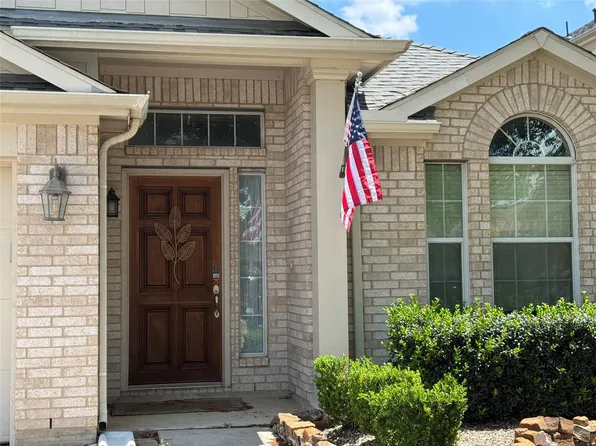 21818 Saragosa Pond Ln, Spring, TX 77379