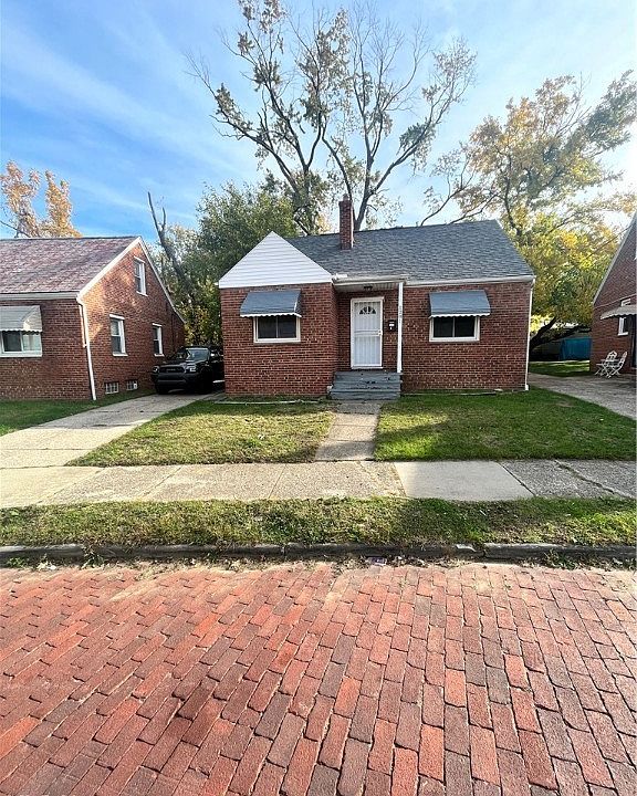 1st image of 1281 E 186th St