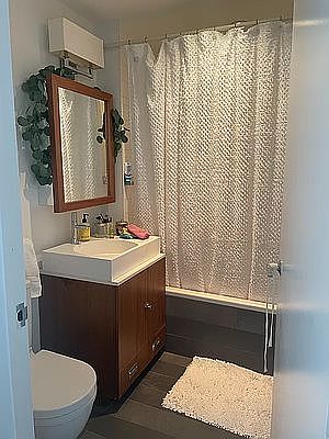 5th image of 500 Sterling Pl APT 1G
