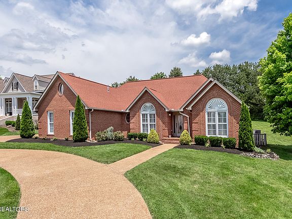 2nd image of 7324 Emory Pointe Ln