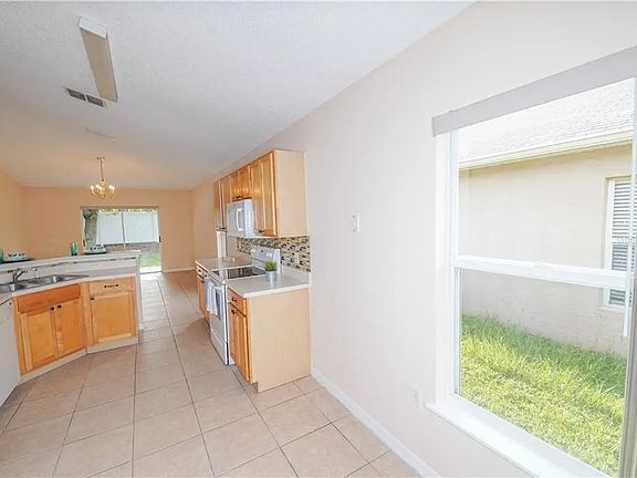 5th image of 3549 Stonefield Dr