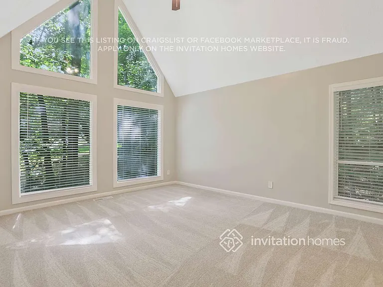 405 Bramble Ct — Photo 8