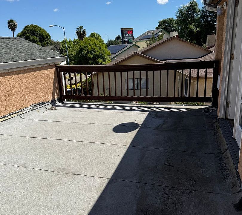 1st image of 1140 Hartford Pl